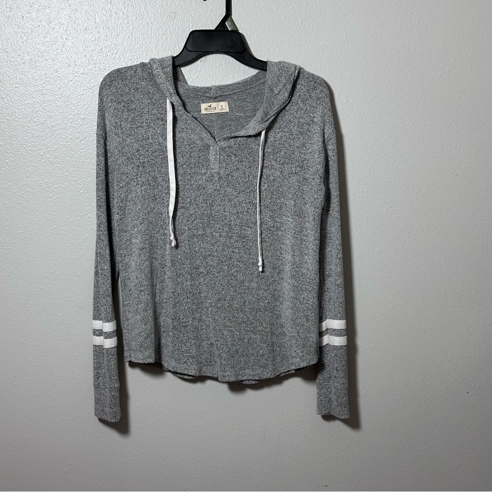 Hollister Women Gray Hoodie Sweatshirt Long‎ Sleeve Size Small
